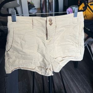 A New Day High Rise Mom Shorts, Light Yellow, Size 2